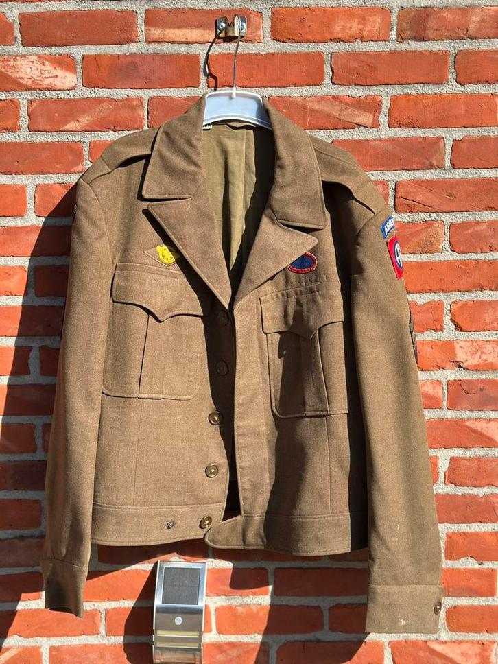 Original 82AB /101AB  (505) ike jacket, Verzamelen, Militaria | Tweede Wereldoorlog, Embleem of Badge, Amerika, Ophalen of Verzenden
