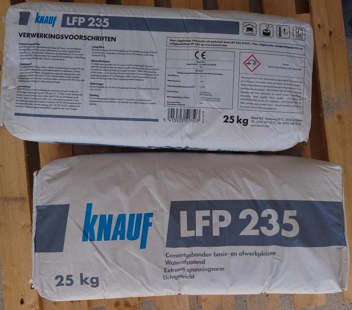 5 zaken cementgebonden stuc Knauf LFP 235 premium kwaliteit, Doe-het-zelf en Verbouw, Overige Doe-het-zelf en Verbouw, Zo goed als nieuw