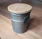 Leuke metalen krukje, opbergton ,zware houten deksel, Ophalen, Minder dan 45 cm, Minder dan 55 cm, Rond