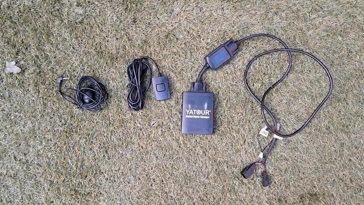 BMW Z4 E85 E86 Bluetooth carkit & streaming module Yatour, Auto-onderdelen, Elektronica en Kabels, BMW, Gebruikt, Ophalen of Verzenden