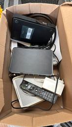 Doos vol kpn ziggo tv decoders modems etc, Audio, Tv en Foto, Decoders en Harddiskrecorders, Ophalen of Verzenden, Zo goed als nieuw