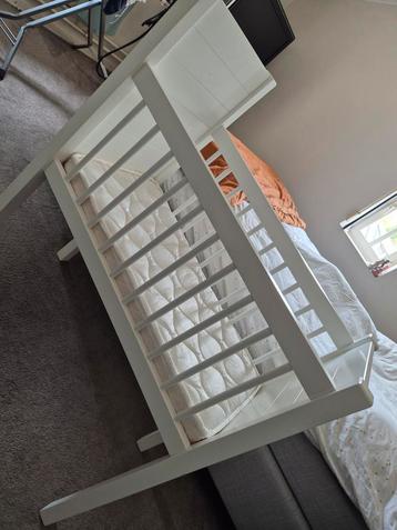 Ikea baby wiegje beschikbaar voor biedingen