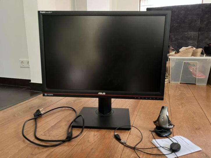 ASUS ProArt PA246Q + Spyder 3 Elite, Computers en Software, Monitoren, Gebruikt, 60 Hz of minder, DVI, In hoogte verstelbaar, IPS