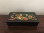Mooie oude zwarte lakdoos lak doos met decor Oosters, Ophalen of Verzenden