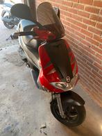 Te koop zeer nette gilera runner 200cc (180cc), Fietsen en Brommers, Scooters | Piaggio, Ophalen, Zo goed als nieuw, Overige modellen