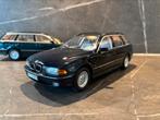 Triple9 BMW E39 5-serie Touring Orientblauw 1:18, Hobby en Vrije tijd, Modelauto's | 1:18, Ophalen of Verzenden, Zo goed als nieuw