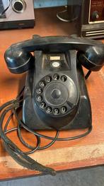 vintage bakelieten telefoon met draaischijf,, Ophalen, Met draaischijf