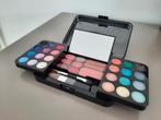 Klein Make-up palet met meer dan 30 kleuren NIEUW ICI Paris, Make-up, Ophalen of Verzenden