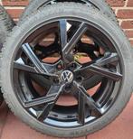 18 inch VW Passat velgen met winterbanden 5x112, Auto-onderdelen, Banden en Velgen, 18 inch, Banden en Velgen, Personenwagen, 225 mm