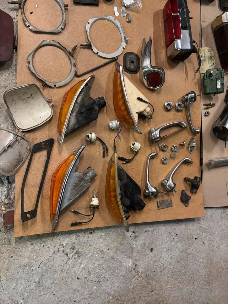 Te koop onderdelen oldtimer  Citroën Ds, Auto-onderdelen, Carrosserie en Plaatwerk, Citroën, Ophalen