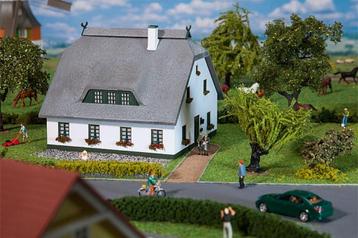 Faller: Noord-Duits vakantiehuis NIEUW beschikbaar voor biedingen