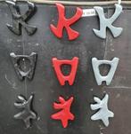 Letters KOI, Rood, Zwart ea leuk bij de KOI vijver, Tuin en Terras, Tuinbeelden, Ophalen, Nieuw, Beton, Overige typen