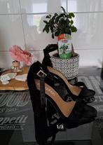 Leuke zwarte zomer schoenen van Boohoo, Zo goed als nieuw, Boohoo, Zwart, Sandalen of Muiltjes