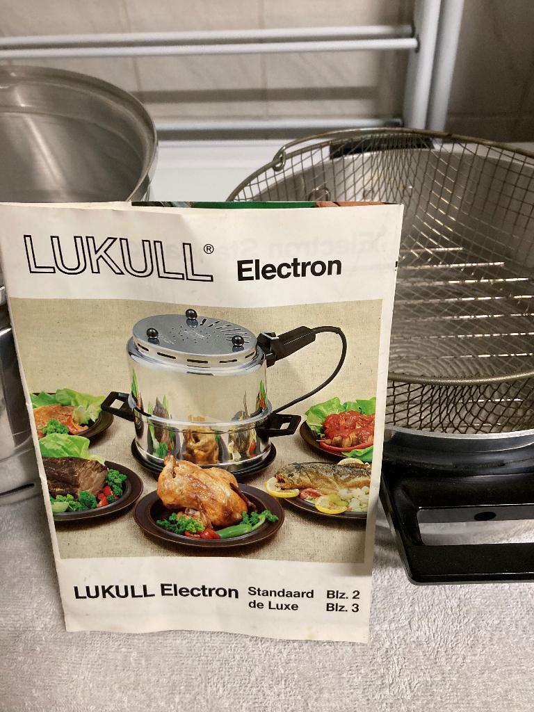 Kookpan . Infrarood Electron Pan., Huis en Inrichting, Keuken | Potten en Pannen, Zo goed als nieuw, Kookpan of Snelkookpan, Rvs