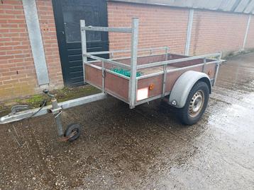 Aanhanger  beschikbaar voor biedingen
