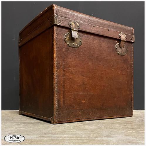 Oude Franse reiskoffer Koffer hoedenkoffer Tafeltje, Antiek en Kunst, Curiosa en Brocante, Ophalen