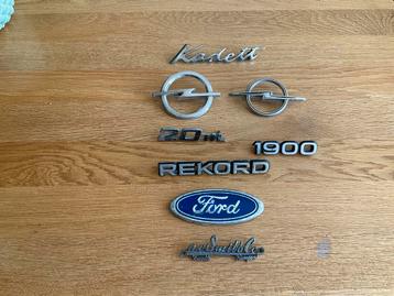 Diverse Auto Emblemen - Voor de Liefhebber! beschikbaar voor biedingen