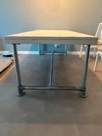 Witte houten eettafel met stalen onderstel, Huis en Inrichting, Tafels | Eettafels, Ophalen, Gebruikt, 200 cm of meer, 50 tot 100 cm