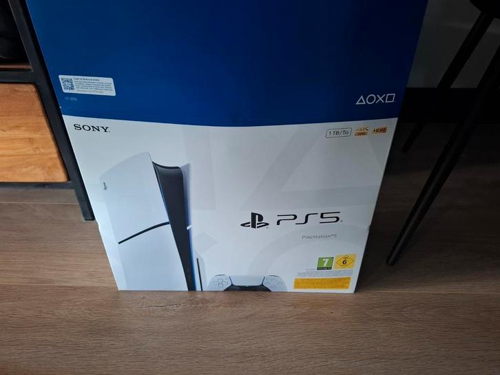 PS5 Disk Editie - 2 weken oud met factuur + fc 26, Spelcomputers en Games, Spelcomputers | Sony PlayStation 5, Nieuw, Playstation 5