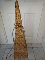 Stijlvolle rieten vloerlamp, Huis en Inrichting, Lampen | Vloerlampen, Ophalen, Gebruikt, Metaal, Landelijk