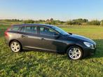 Volvo V60 T3 Kinetic – Nette staat, trekhaak + winterset!, Voorwielaandrijving, Stof, 74 €/maand, Zwart