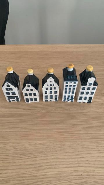 KLM huisjes 50-51-53-57-59 €9.75 ps beschikbaar voor biedingen