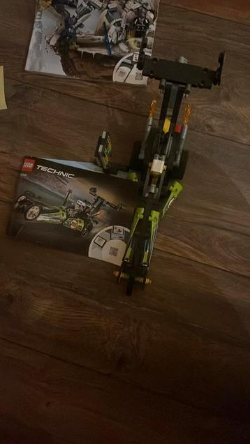 Lego technic dragster 42103 beschikbaar voor biedingen