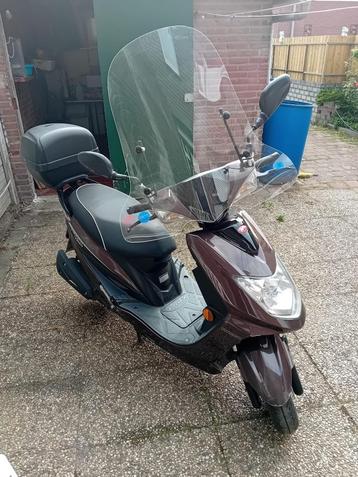 Scooter beschikbaar voor biedingen