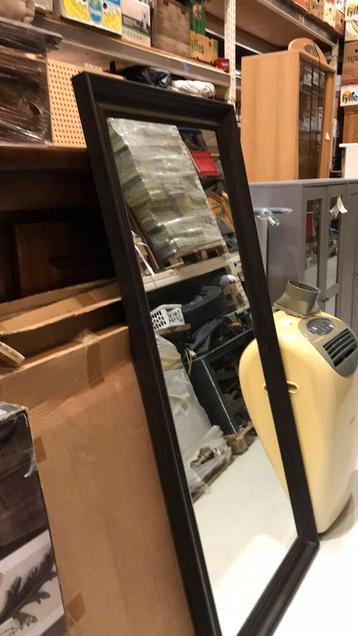 Grote chocolade bruine spiegel Hemnes Ikea.  beschikbaar voor biedingen