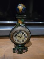 Antieke klok met wereldbol, Ophalen of Verzenden