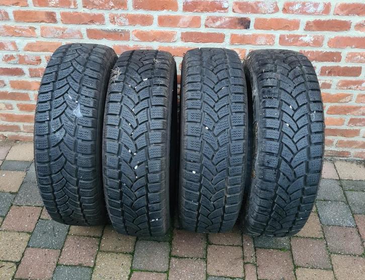 Vredestein Comtrac Winterbanden 215/65 R16C, Auto diversen, Auto-accessoires, Zo goed als nieuw, Ophalen of Verzenden