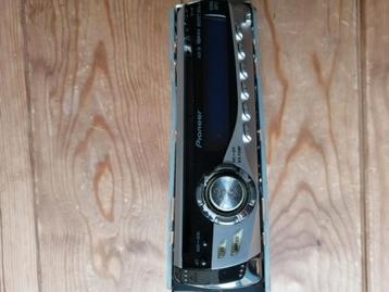 Pioneer autoradio en cd beschikbaar voor biedingen