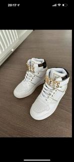 Guess sneakers, Ophalen, Zo goed als nieuw, Sneakers of Gympen