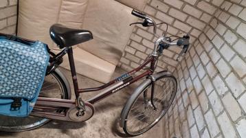 Fiets  beschikbaar voor biedingen