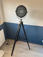 Industriele vloerlamp zwart, Huis en Inrichting, Lampen | Vloerlampen, Ophalen, Zo goed als nieuw, 150 tot 200 cm, Metaal