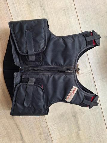Bodyprotector kindermaat M Decathlon  beschikbaar voor biedingen