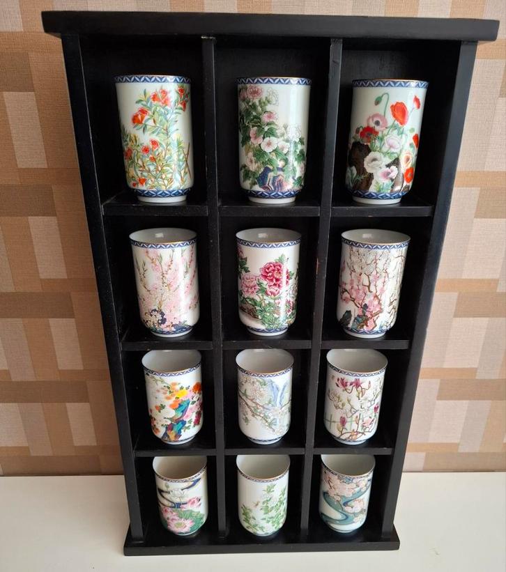 Franklin Mint theekopjes - Kinuko Yamabe 1981, Verzamelen, Porselein, Kristal en Bestek, Zo goed als nieuw, Kop en/of schotel