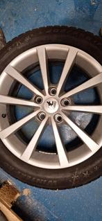 winterbanden met lichtmetalen velg 17"  205/55/R17, Ophalen