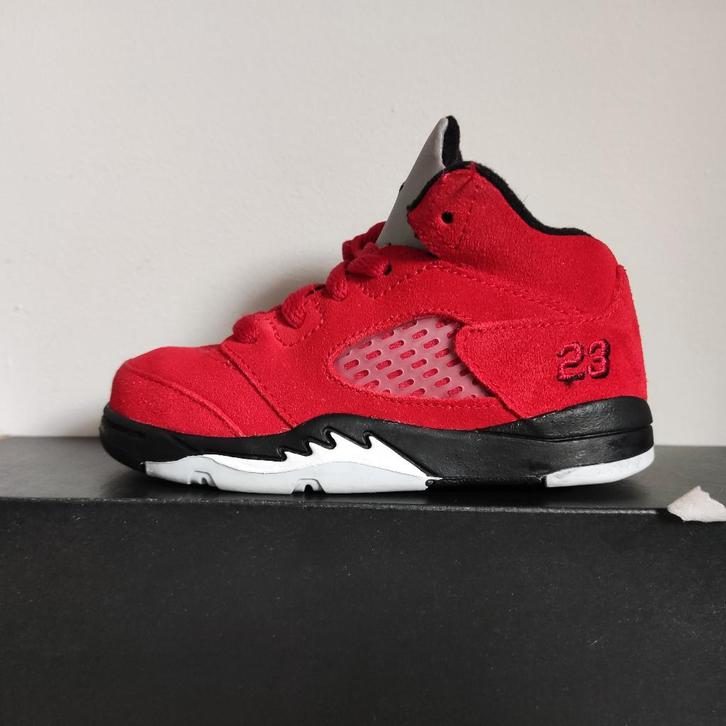Nike AIr Jordan 5 Retro Kids Raging Bull maat 23,5, Kinderen en Baby's, Kinderkleding | Schoenen en Sokken, Zo goed als nieuw