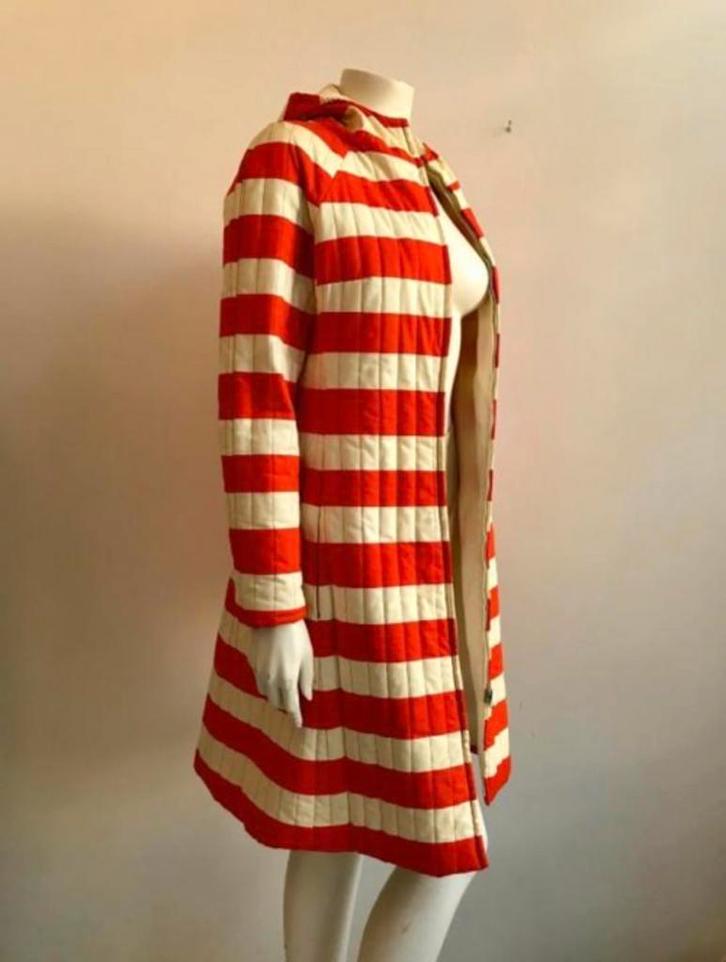 Vuokko Nurmesniemi Finland Jas - Nieuw - Maat 38, Kleding | Dames, Jurken, Nieuw, Maat 38/40 (M), Rood, Knielengte, Ophalen of Verzenden