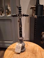 Oude en antiek houten kruisbeeld, Antiek en Kunst, Ophalen of Verzenden