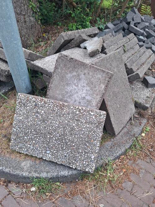 Gratis grindtegels, Tuin en Terras, Grind, Keien en Split, Zo goed als nieuw, Overige materialen, Ophalen