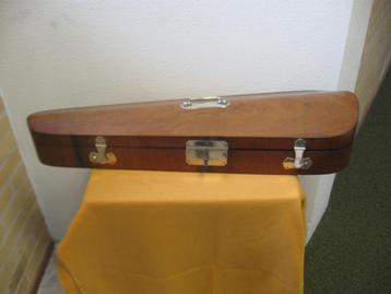 antieke vioolkist beschikbaar voor biedingen