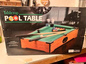 Mini Pooltafel - Tafelmodel beschikbaar voor biedingen