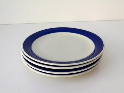 Vier kleine borden plat wit met blauw Koka Rörstrand 3649-s, Antiek en Kunst, Antiek | Keramiek en Aardewerk, Ophalen