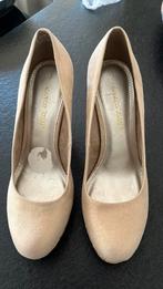 Zandkleurige hakken maat 39!(nieuw), Ophalen of Verzenden, Nieuw, Beige