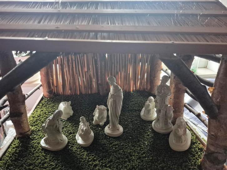 Kerststal met figuren, Diversen, Kerst, Nieuw, Ophalen