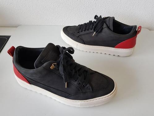 Mason Garments maat 43 zwarte sneakers met rode details, Kleding | Heren, Schoenen, Zo goed als nieuw, Sneakers of Gympen, Zwart