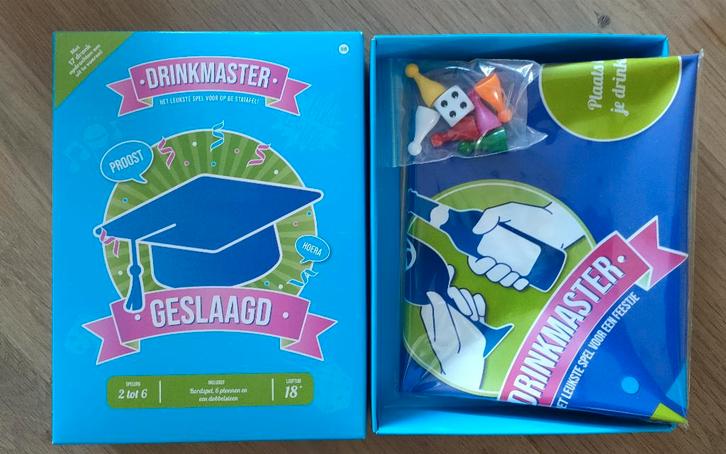 Spel Drinkmaster - Geslaagd!, Hobby en Vrije tijd, Gezelschapsspellen | Bordspellen, Nieuw, Vijf spelers of meer, Ophalen of Verzenden