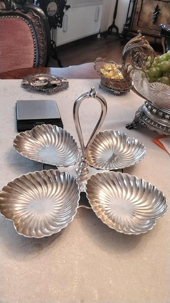 Zilveren oesterschaal., Antiek en Kunst, Antiek | Goud en Zilver, Zilver, Ophalen of Verzenden